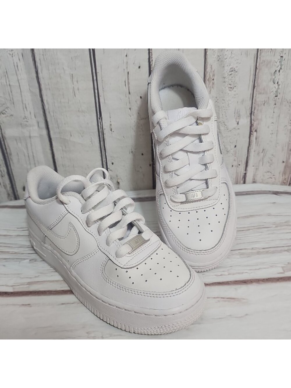 Nike Air Force 1 Low GS Triple White Sneakers DH2920 111 Youth Size 4 Youth G2